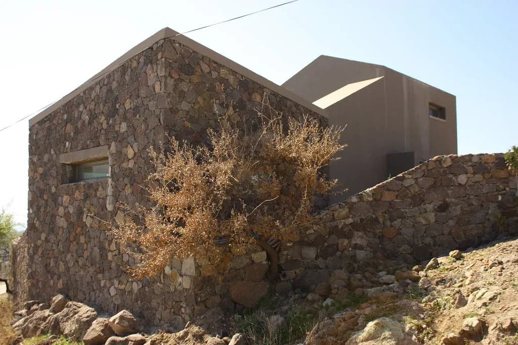 Özay Ersen Evi